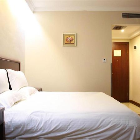 Greentree Inn Shanghai Zhongshan Hutai Hotel Dış mekan fotoğraf