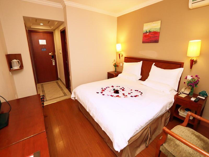 Greentree Inn Shanghai Zhongshan Hutai Hotel Dış mekan fotoğraf