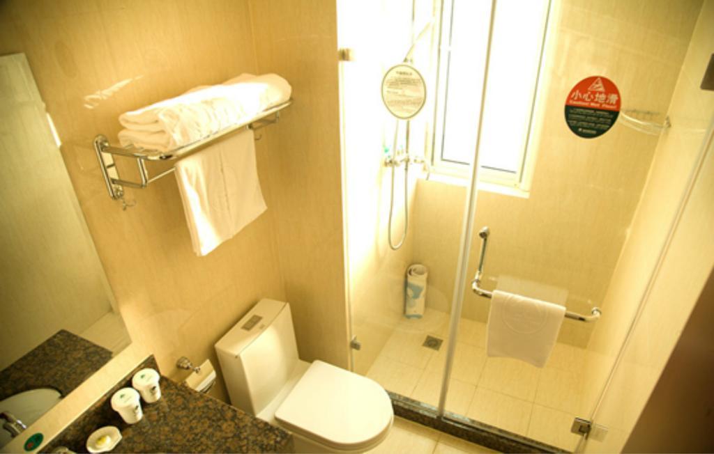 Greentree Inn Shanghai Zhongshan Hutai Hotel Dış mekan fotoğraf